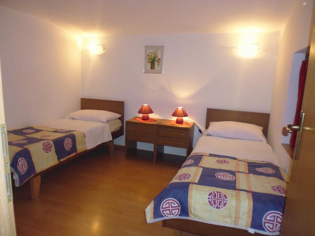 Apartments Jadranka Povile Novi Vinodolski Δωμάτιο φωτογραφία
