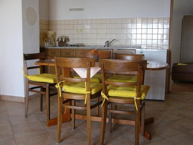 Apartments Jadranka Povile Novi Vinodolski Εξωτερικό φωτογραφία